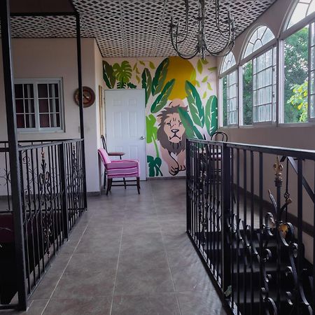 Black Lion Inn Santiago Εξωτερικό φωτογραφία