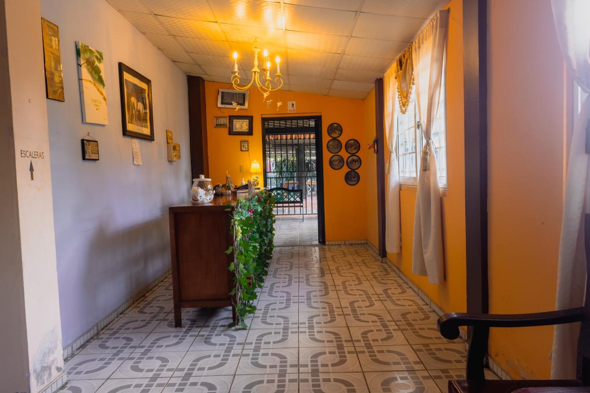 Black Lion Inn Santiago Εξωτερικό φωτογραφία